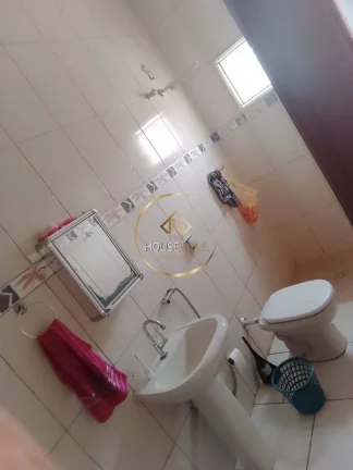 Imagem Casa 3 Dormitórios (1 suíte), 330 m2 em Heliodora Minas Gerais.