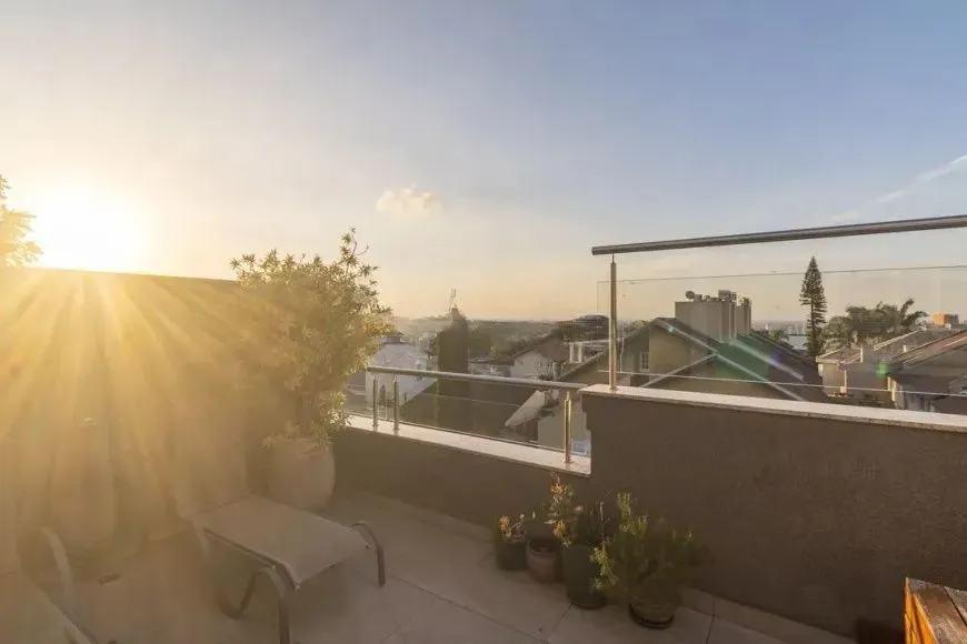 Imagem Casa em condomínio Alto Padrão 357m2