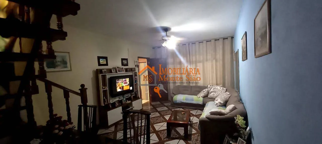 Imagem Sobrado com 3 dormitórios à venda, 220 m² por R$ 650.000,00 - Parque Continental III - Guarulhos/SP