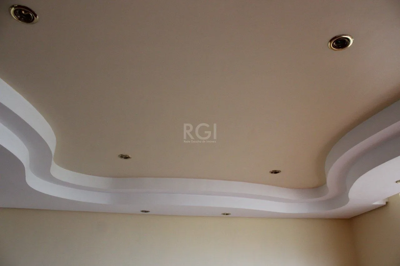 Imagem Casa Condominio para Venda - 379.23m², 4 dormitórios, sendo 1 suites, 2 vagas - Menino Deus