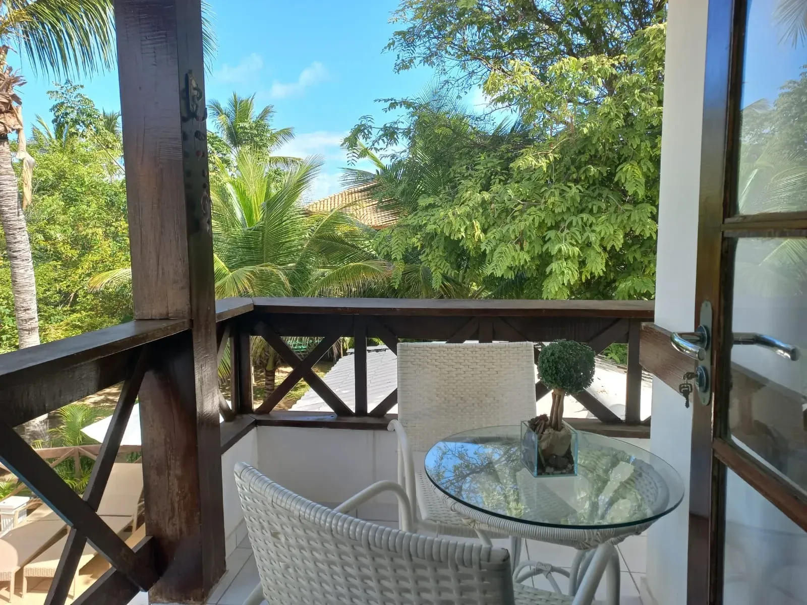 Imagem Casa com 4 Quartos para Alugar ou Temporada, 350 m² em Praia do Forte - Mata de São João