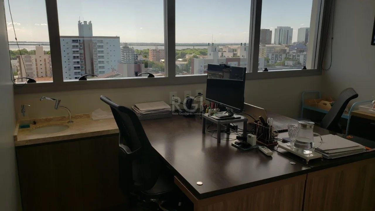 Imagem Sala comercial com vista para o Guaíba no Getúlio Vargas Prime Office.