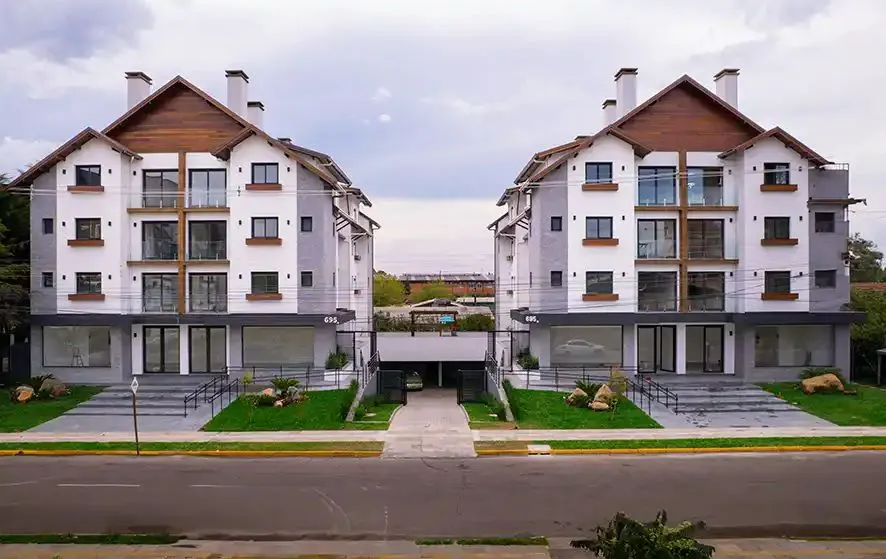 Imagem Duplex à venda em Gramado, Carniel, com 3 quartos, 88m2