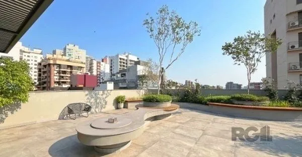 Imagem Apartamento no bairro Auxiliadora de 2 dormitórios vaga e infra