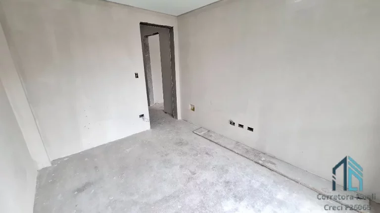 Imagem Sobrado novo 03 quartos c/suíte, sacada, Ático, terraço, no Bairro Tingui/Bacacheri em Curitiba PR