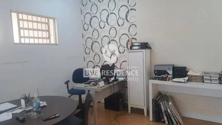 Imagem Casa Residencial e Comercial a venda no Centro de Itatiba