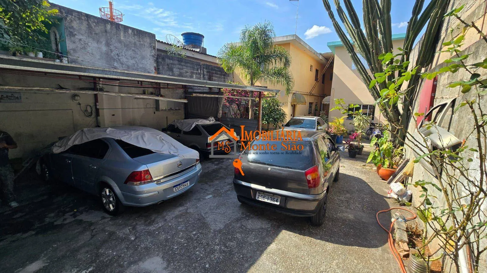 Foto do imóvel Sobrado com 5 dormitórios à venda, 250 m² por R$ 600.000,00 - Jardim Adriana - Guarulhos/SP