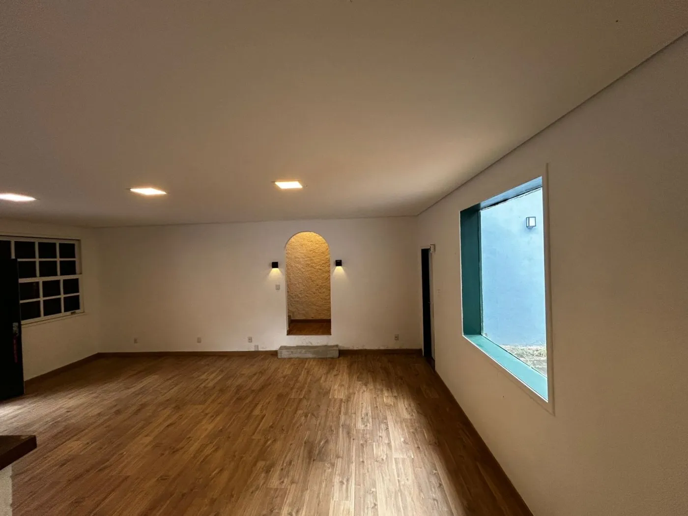 Imagem Casa para Venda em Petrópolis / RJ no bairro Fazenda Inglesa