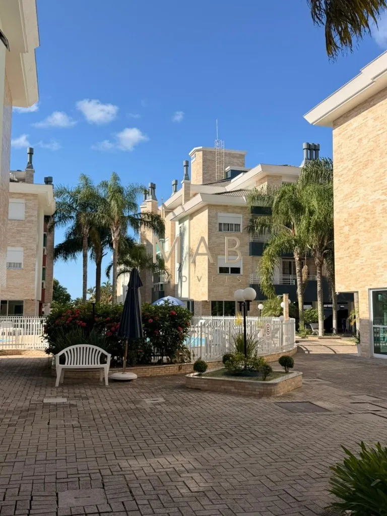 Imagem Apartamento mobiliado a 100metros do mar na Praia dos Ingleses com 110m², área de lazer com Piscina, Financiável via banco,? Florianópolis/SC!