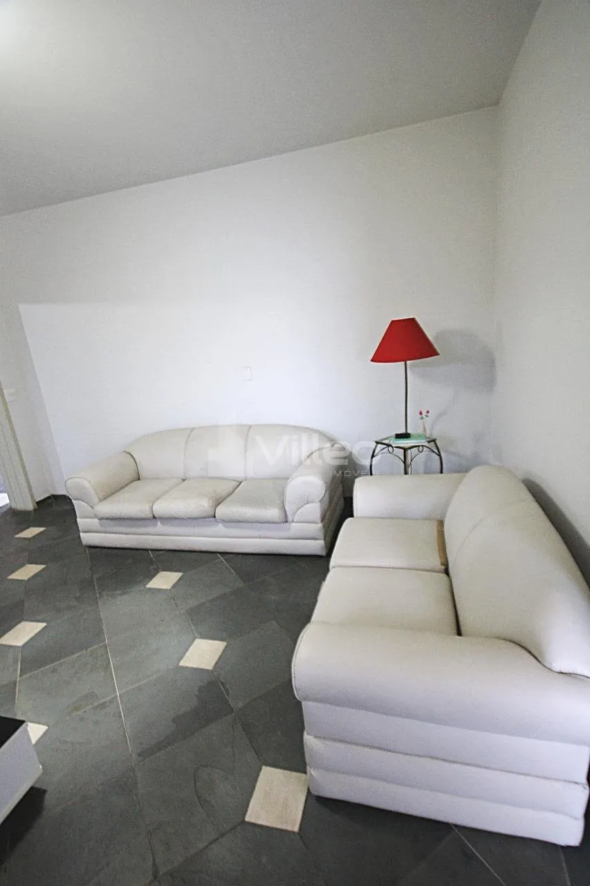 Imagem Esta casa possui 193 m² de área construída e conta com ambientes espaçosos, proporcionando confo...