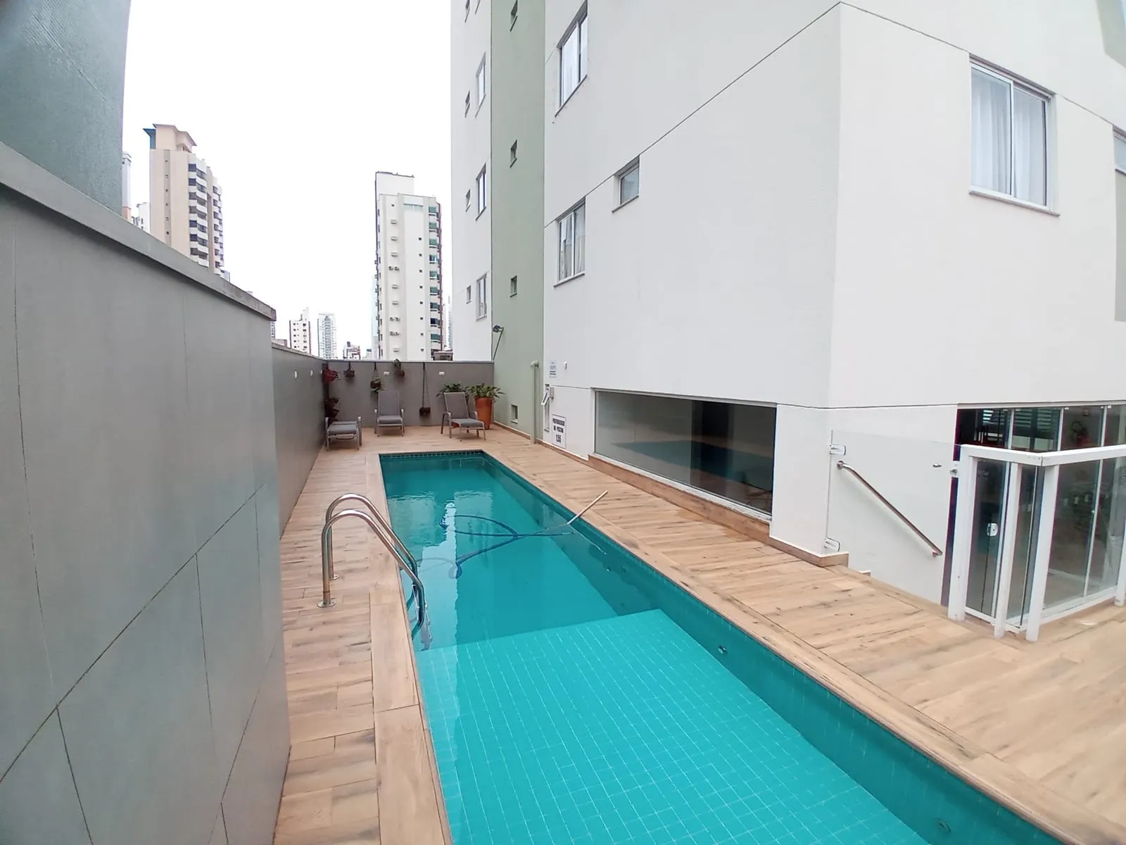 Imagem Apartamento 2 SUÍTES + Home Ofiice, Bairro Centro - Balneário Camboriú-SC