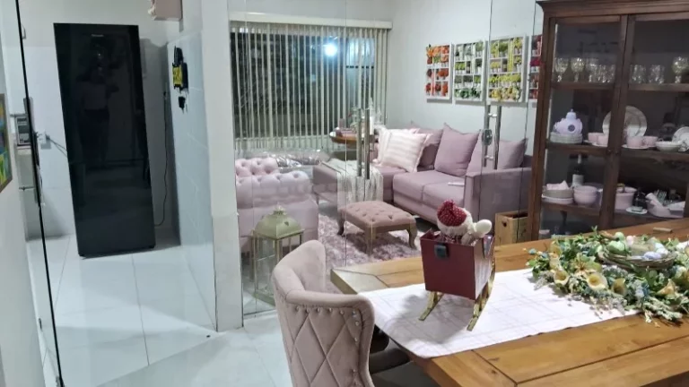 Imagem CASA RESIDENCIAL em MANAUS - AM, PARQUE 10 DE NOVEMBRO