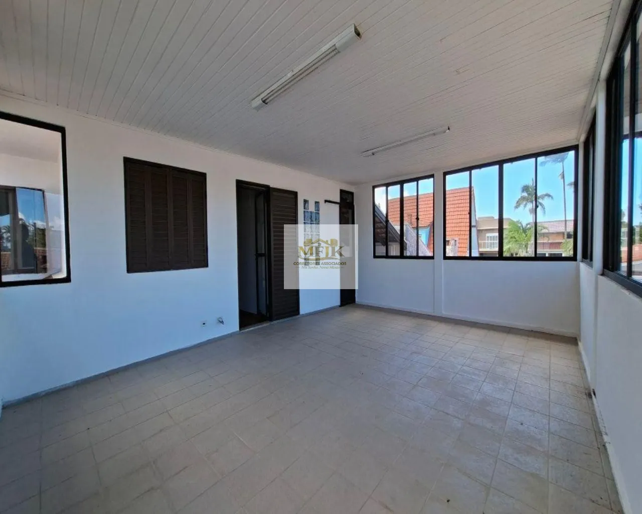Imagem Imperdível: Casa à venda em Pontal do Paraná-PR, Atami Norte, 7 quartos, 1 suíte, 3 banheiros, 3 vagas, 148m². Confira!