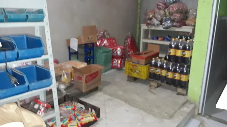 Imagem casa com comercio - Pedreira
