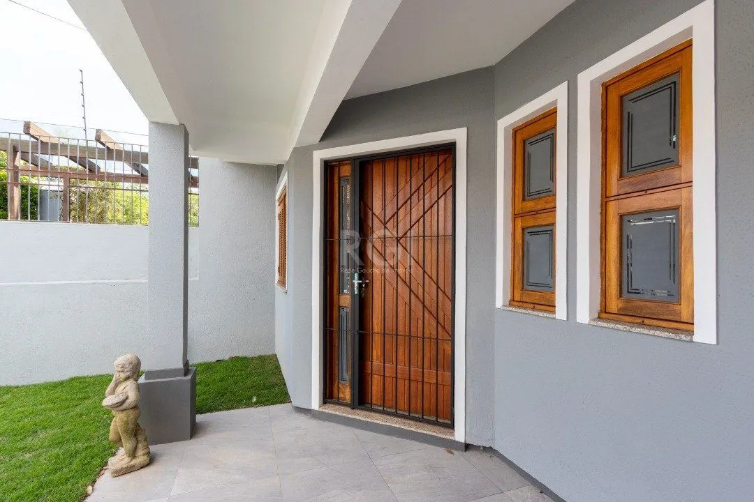 Imagem Casa para Venda - 247m², 3 dormitórios, sendo 1 suites, 4 vagas - Vila Nova