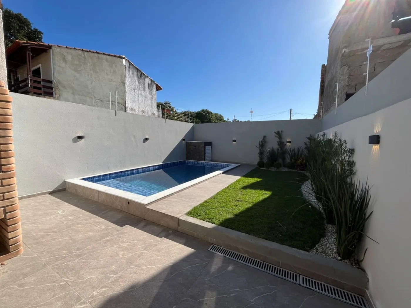 Imagem Casa para Venda em Itanhaém, Jamaica (Praia), 2 dormitórios, 1 suíte, 2 banheiros, 2 vagas