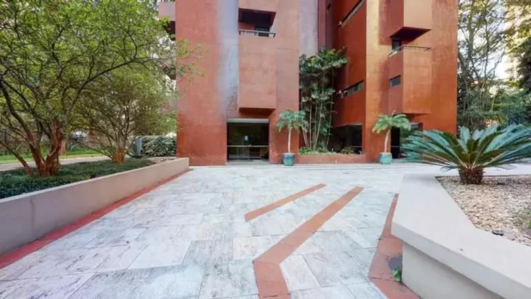 Foto do imóvel Lindo Apartamento Duplex reformado no Portal do Morumbi. Conceito moderno com 2 suítes e Vista Livre
