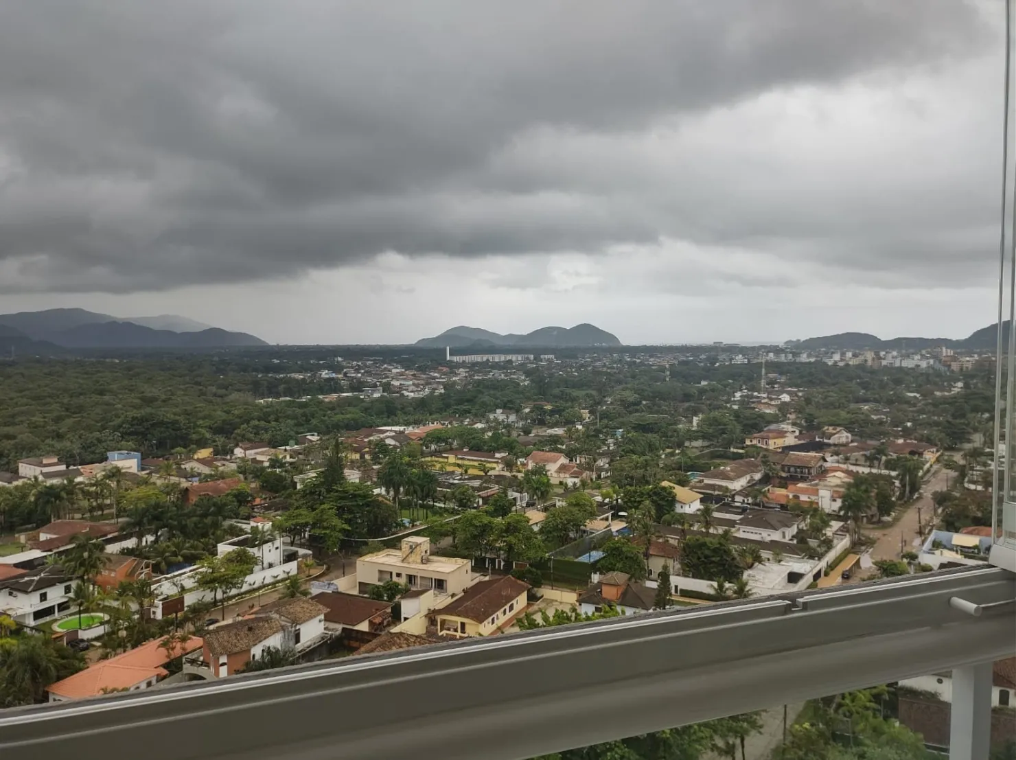 Imagem Apartamento à venda 2 Quartos, 1 Vaga, 69M², Jardim Virgínia, Guarujá - SP | Panoramique 180°