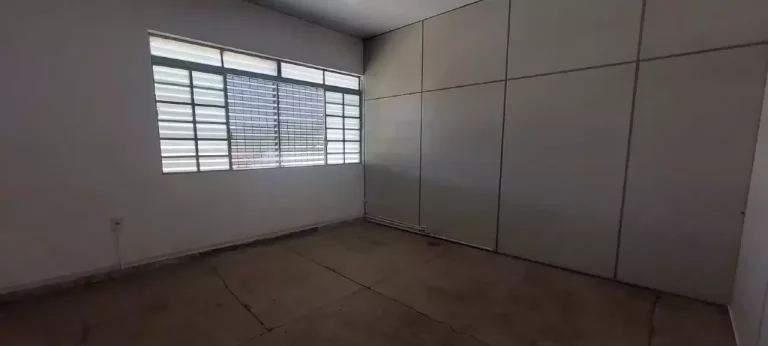 Imagem 256m LOJÃO+2 BANHEIROS+COZINHA AMPLA+