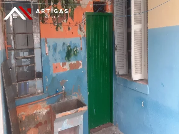 Imagem Casa Sobrado á venda na Mooca A.C 180 m² A,T. 296 m² para reforma ou demolição