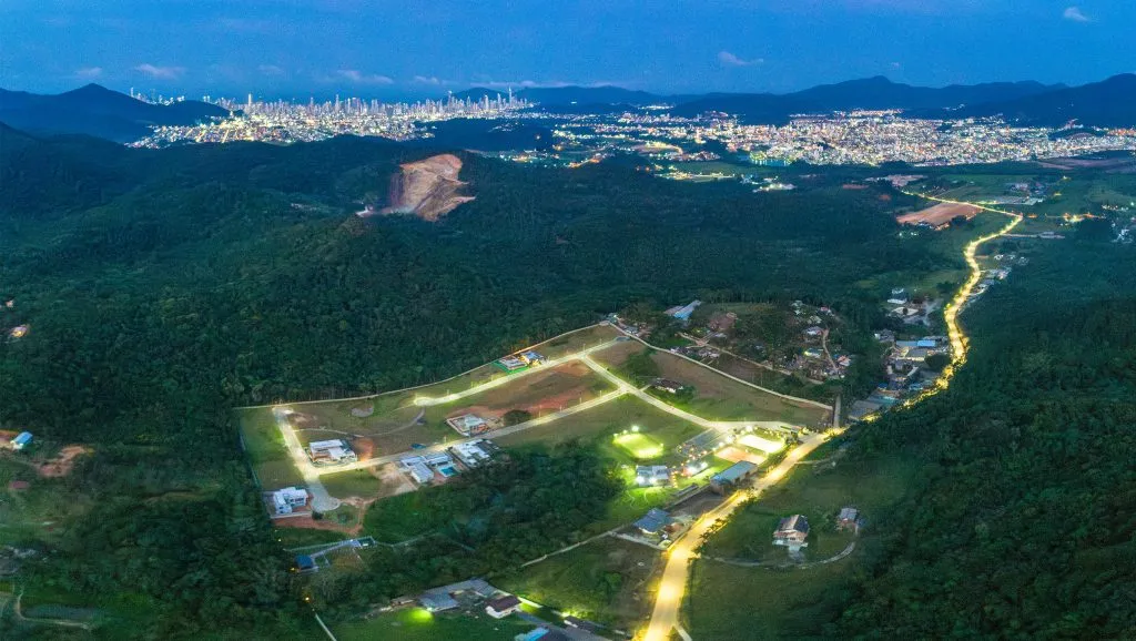 Imagem Terreno à venda com 600m2 por R$ 1.050.000,00