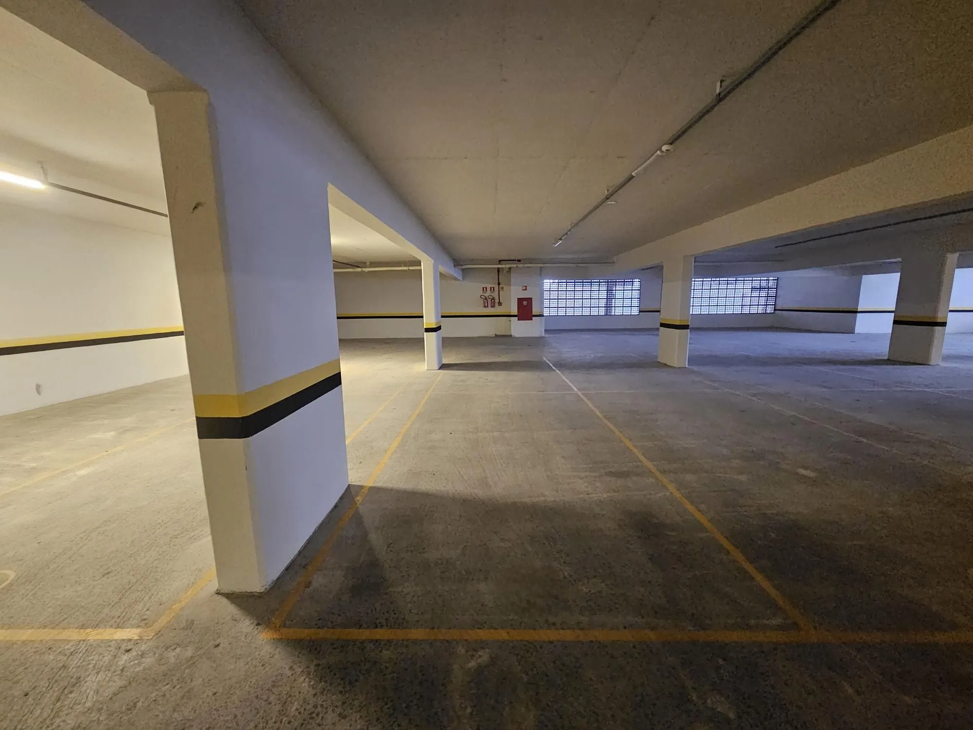 Imagem JUNTO AO MOINHOS: NOVO, MOBILIADO E COM VAGA DE GARAGEM