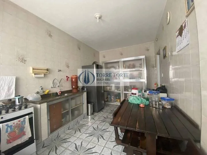 Imagem Bela casa 3 dormitórios 2 banheiros e 5 vagas no Tatuapé