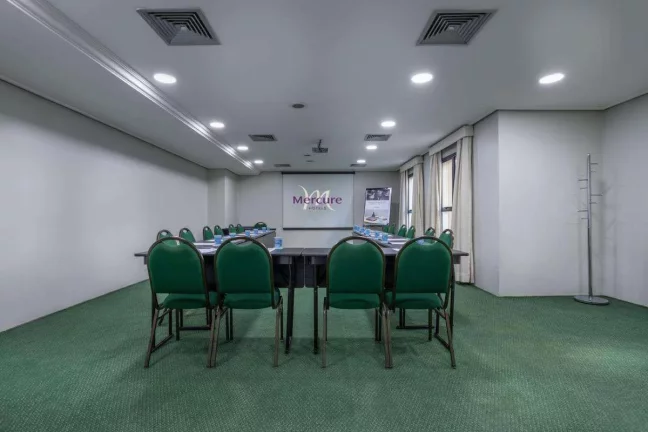 Imagem Flat disponível para venda no Mercure São Paulo Pinheiros Hotel, com 28m², 1 dormitório e 1 vaga