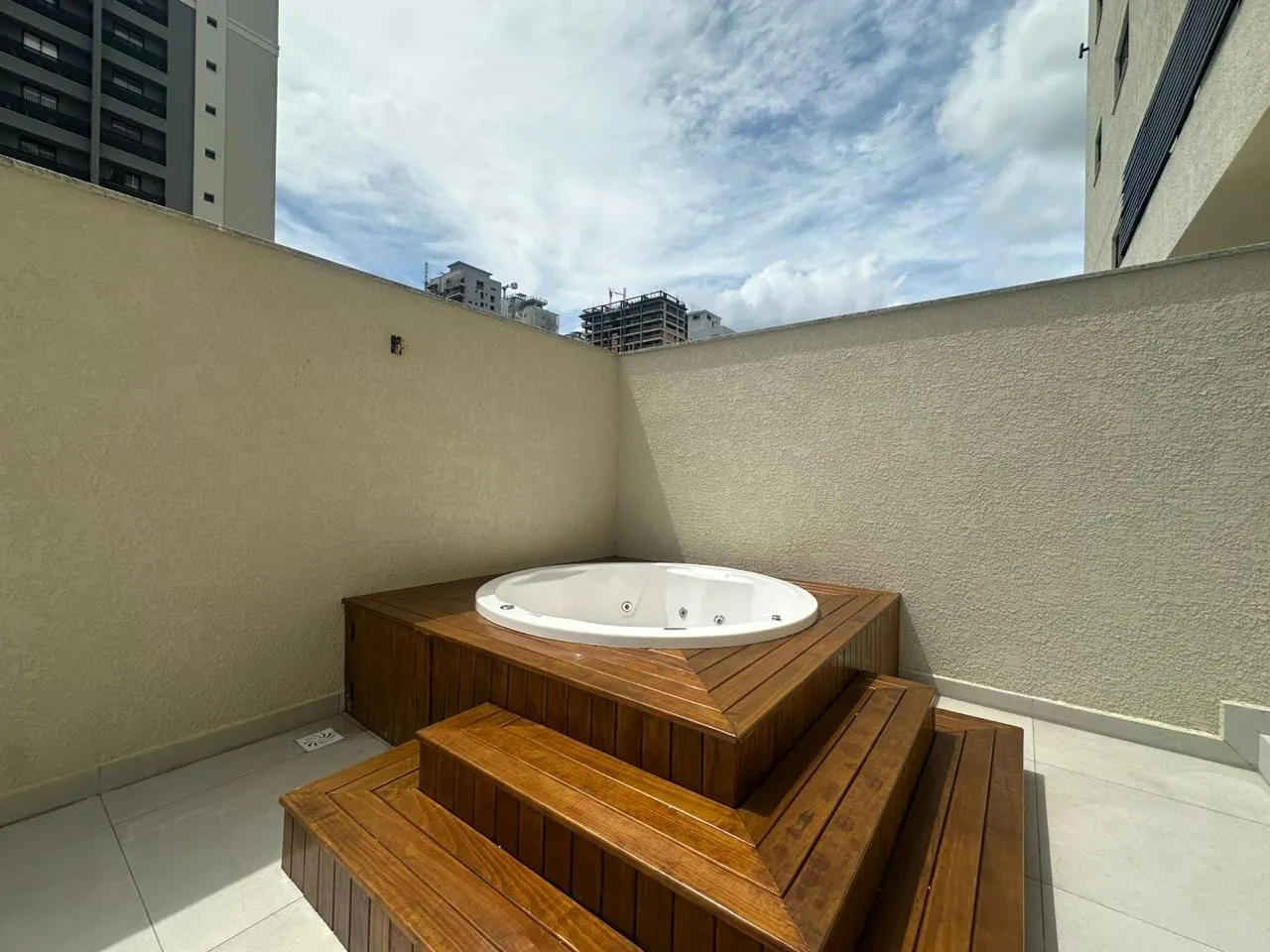 Imagem Apartamento com vista para o mar à venda com 97m2 por R$ 1.500.000,00