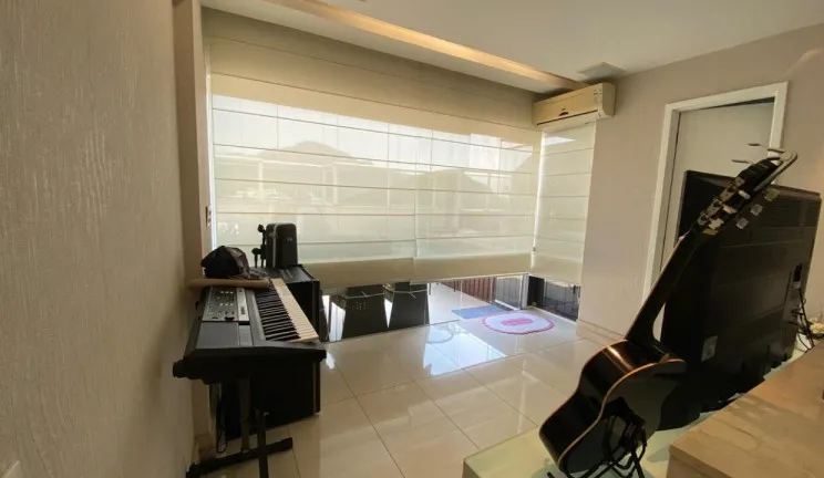 Imagem Cobertura com 3 Quartos à Venda, 189 m² em Barra Da Tijuca - Rio De Janeiro