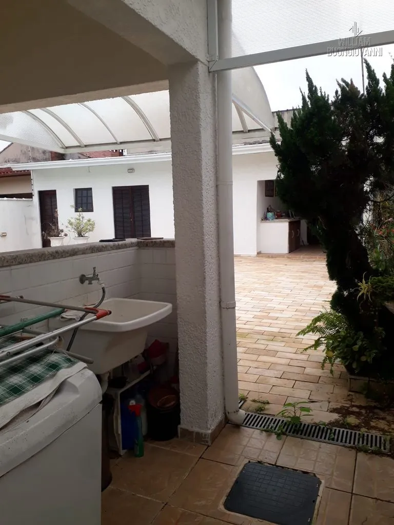 Imagem Casa Térrea Individual, 2 Quartos com Piscina Edícula com mais 2 suítes