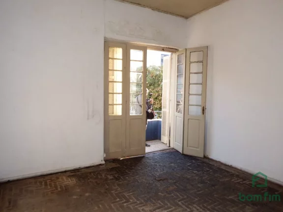 Imagem Casa para aluguel, 4 Dorm. Centro Histórico, Porto Alegre