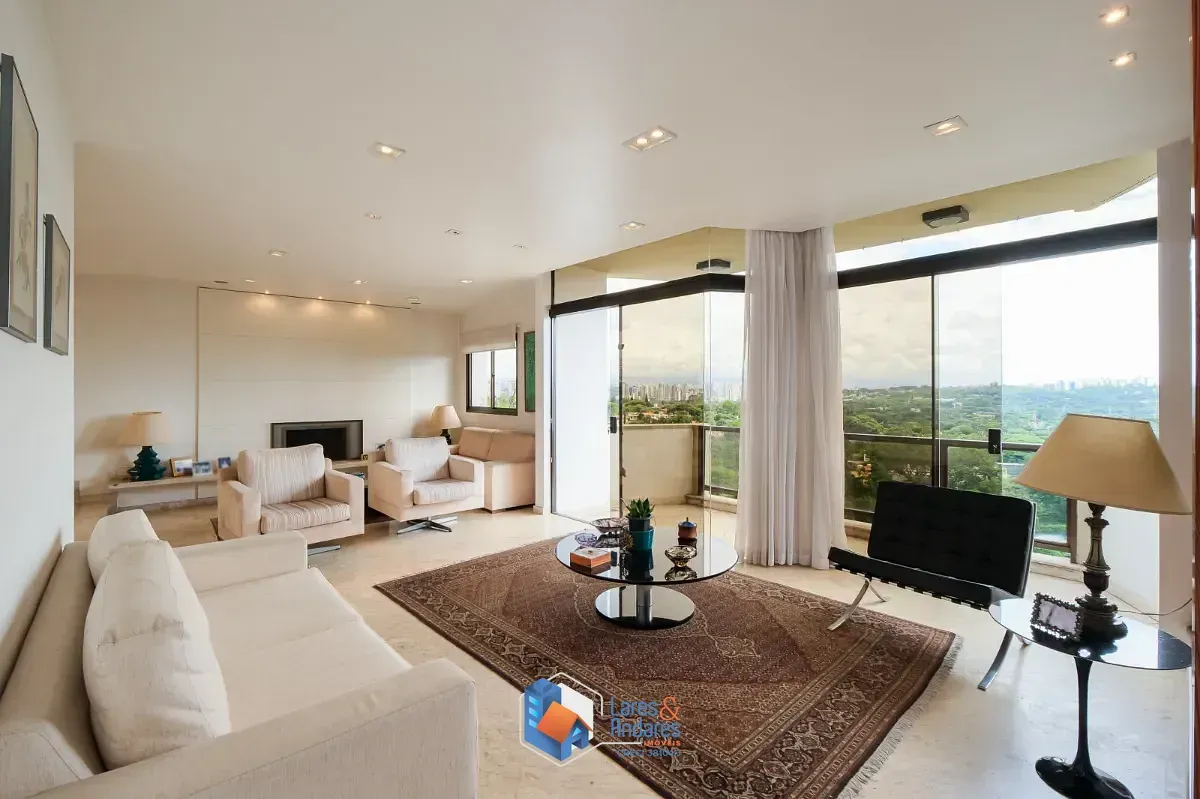 Foto do imóvel Apartamento para venda em Vila Madalena com 4 quartos, sendo 2 suítes, 267m² em Rua Livi