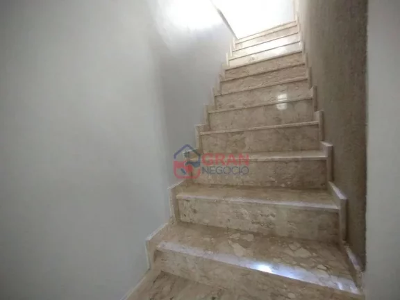 Imagem Sobrado com 143m 3 Quartos em São Jos?(C) dos Pinhais