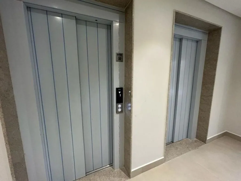 Imagem APARTAMENTO COM 80,00 m² - CANTO DO FORTE - PRAIA GRANDE SP