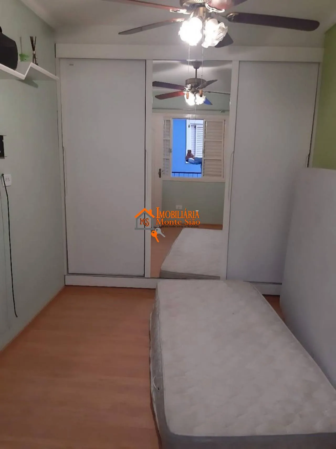 Imagem Sobrado com 6 dormitórios à venda, 135 m² por R$ 1.484.000,00 - Jardim Santa Helena - Guarulhos/SP