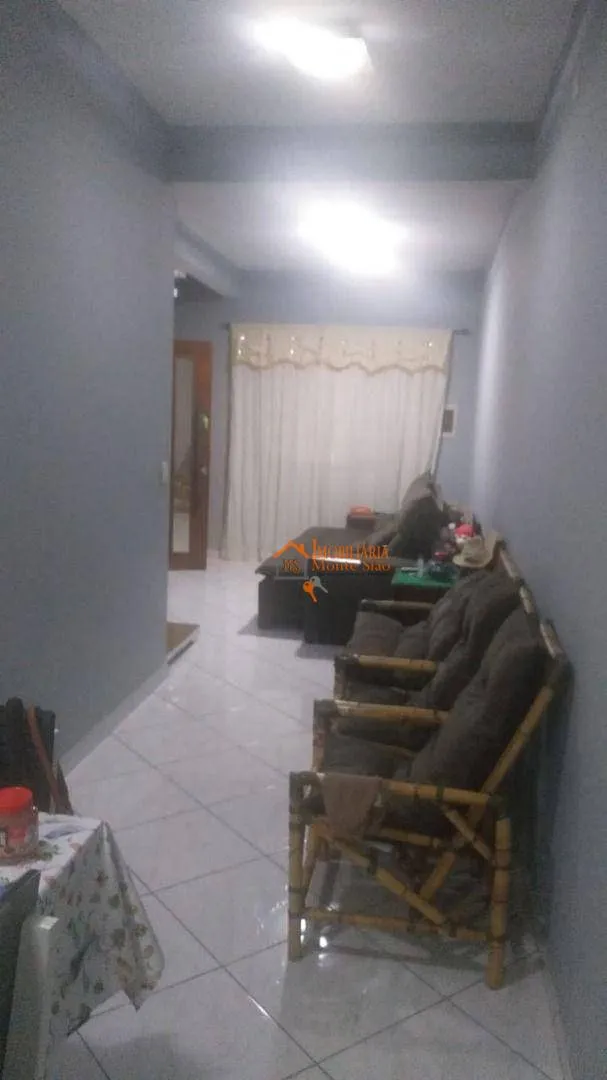 Imagem Sobrado com 2 dormitórios à venda, 146 m² por R$ 372.000,00 - Jardim Guaracy - Guarulhos/SP