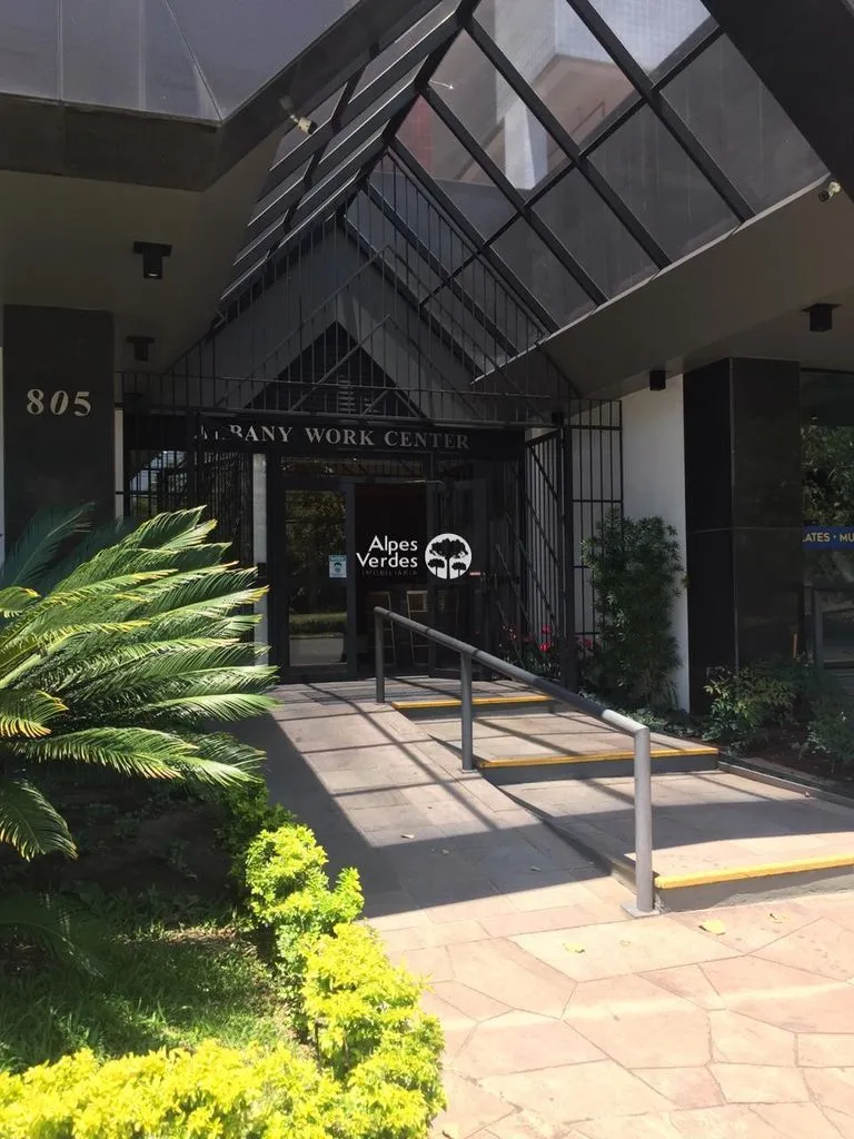 Foto do imóvel Vende-se sala comercial prox ao centro de Porto Alegre-33,69m2- R$280.000,00