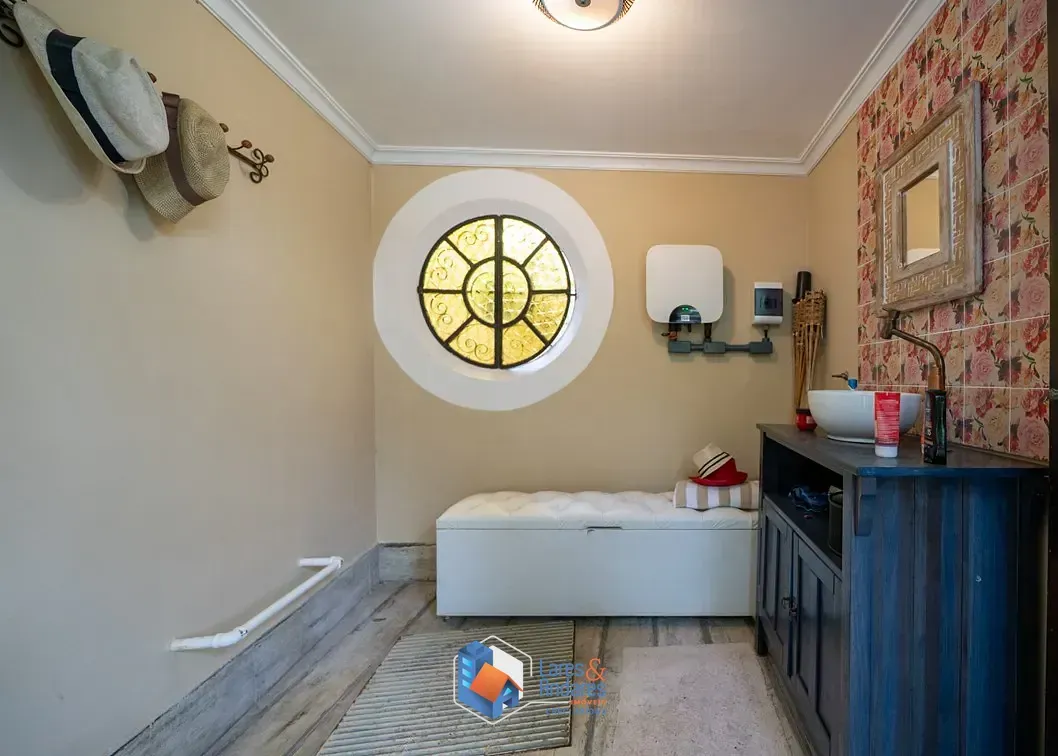 Imagem Casa para venda em Jardim Cordeiro com 4 quartos, sendo 4 suítes, 357m²