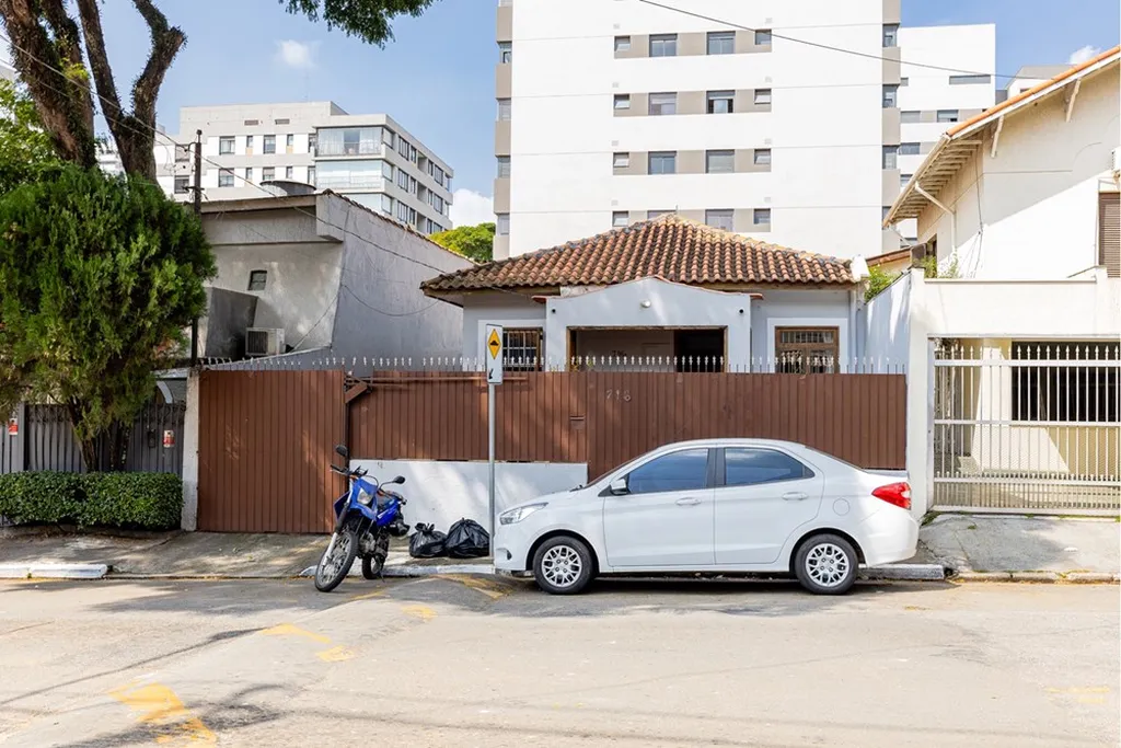 Imagem Casa à venda em São Paulo, Campo Belo, com 3 quartos, 120m2