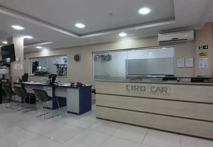Imagem **Oportunidade Única! Ponto Comercial Ocupado à Venda na Tristeza, Porto Alegre, RS**
