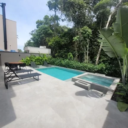 Imagem CASA COM 380 m² - RIVIERA DE SÃO LOURENÇO - BERTIOGA SP
