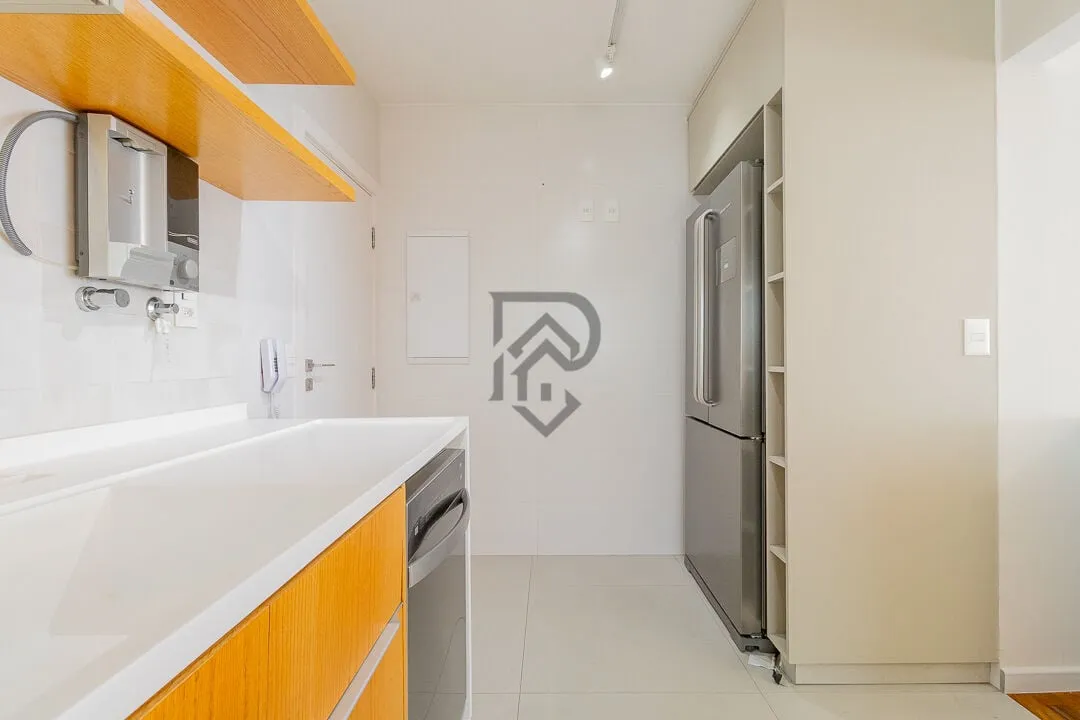 Imagem Apartamento reformado Próximo ao Metrô Borba Gato
