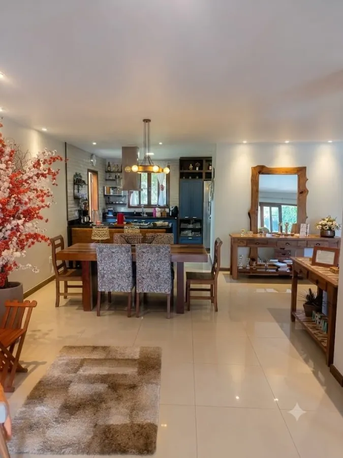 Imagem Casa em Condomínio para Venda em Petrópolis / RJ no bairro Cuiabá