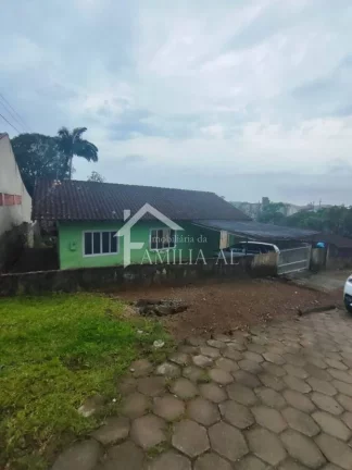 Imagem Casa com amplo terreno no Bairro Boehmerwald