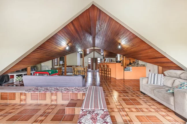 Imagem Casa para venda no bairro Vila Ipiranga em Porto Alegre