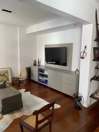 Imagem Imperdível oportunidade de adquirir apartamento de luxo no Itaim Bibi, São Paulo-SP: 3 quartos, 2 suítes, 4 banheiros, 2 vagas de garagem, 160m²!