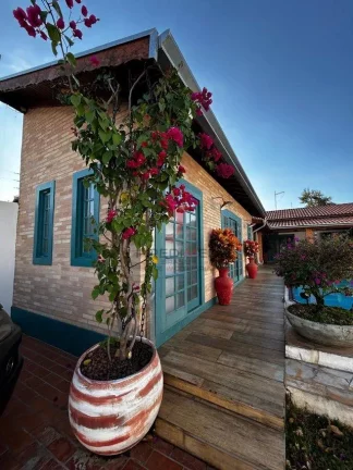 Linda e Diferenciada Casa no Jardim Botânico em São Pedro - SP