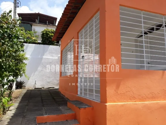 Imagem Casa Solta com Quintal 10x30 em Ouro Preto - Olinda | 2 Quartos