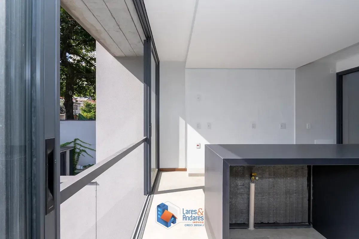 Imagem Casa para venda em Vila Madalena com 3 quartos, sendo 3 suítes, 278m²